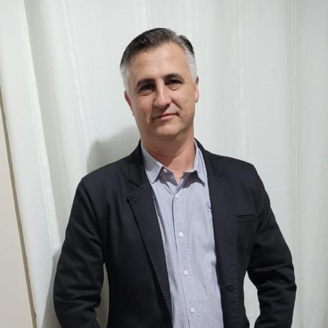 Cleverson, Diretor de RH do Grupo Rio Bonito Embalagens